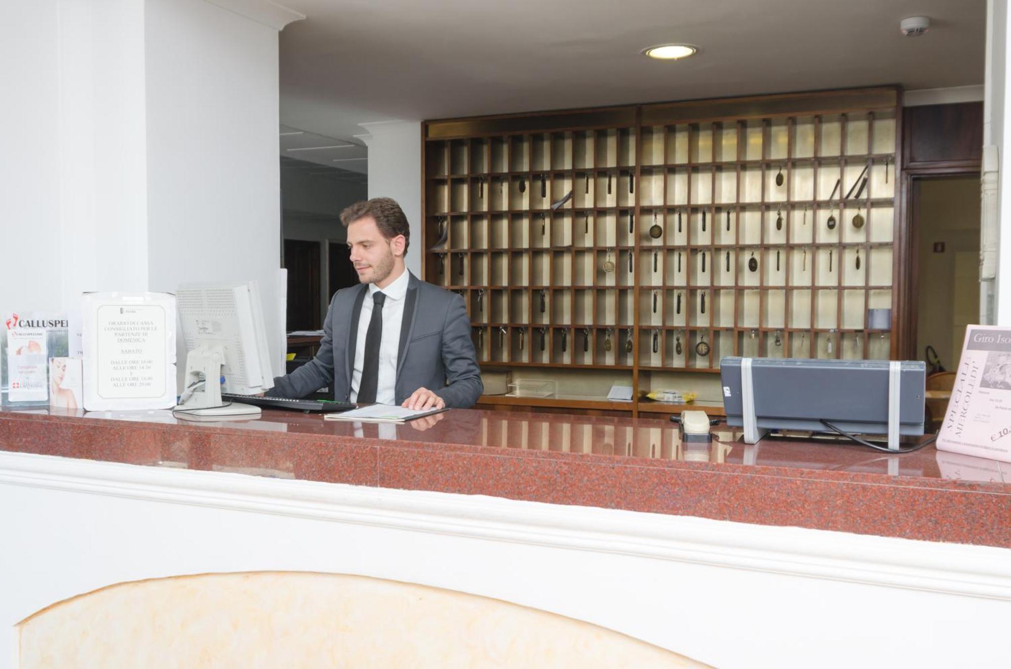 איסקיה Hotel Flora Wellness & Beauty מראה חיצוני תמונה