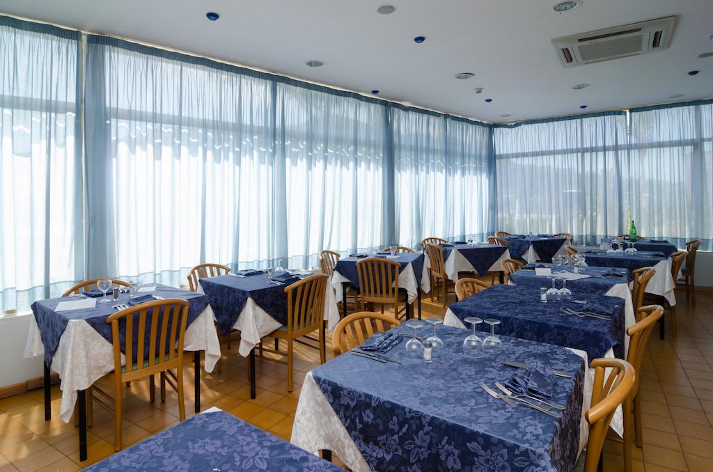איסקיה Hotel Flora Wellness & Beauty מראה חיצוני תמונה