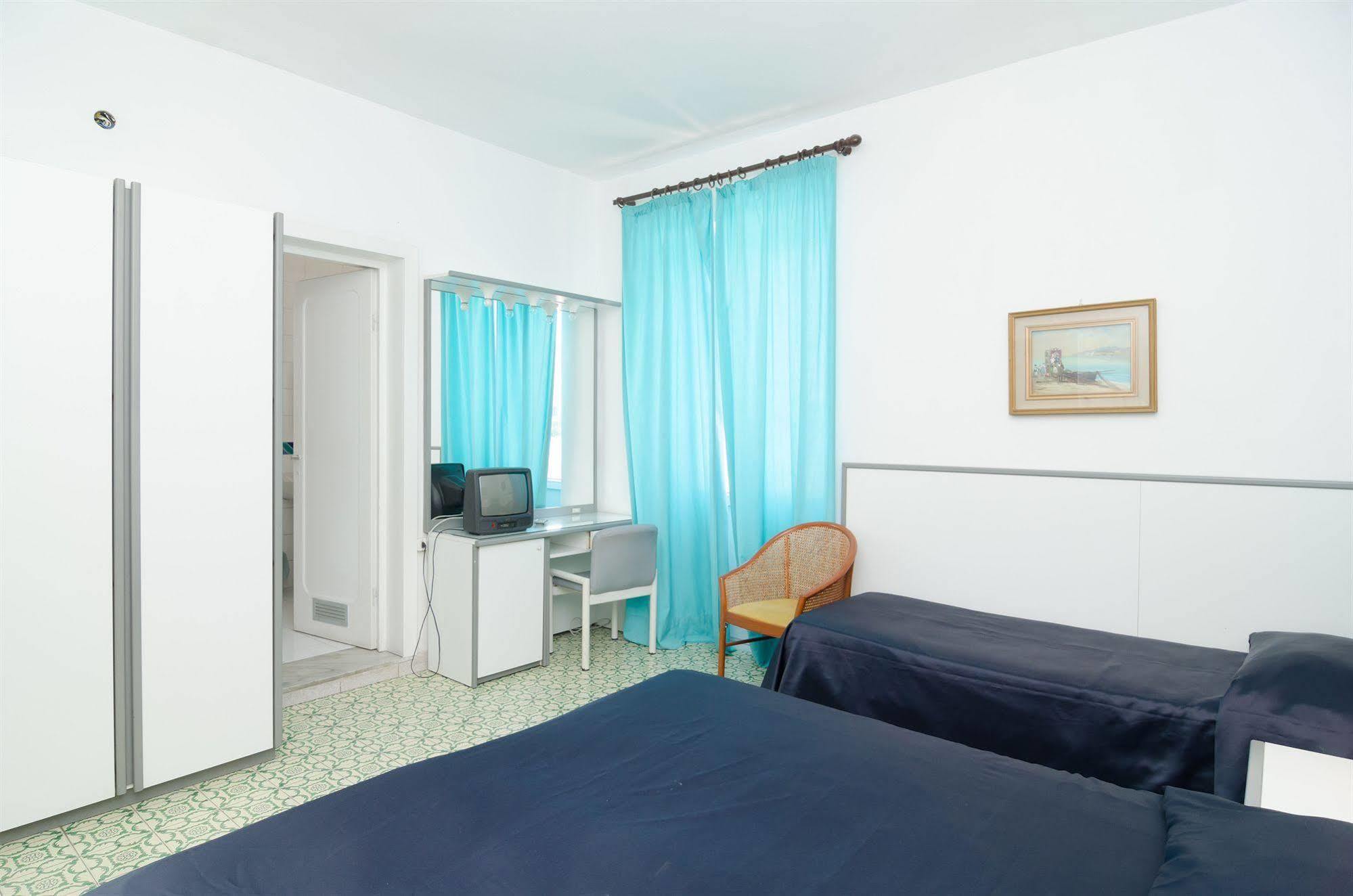 איסקיה Hotel Flora Wellness & Beauty מראה חיצוני תמונה
