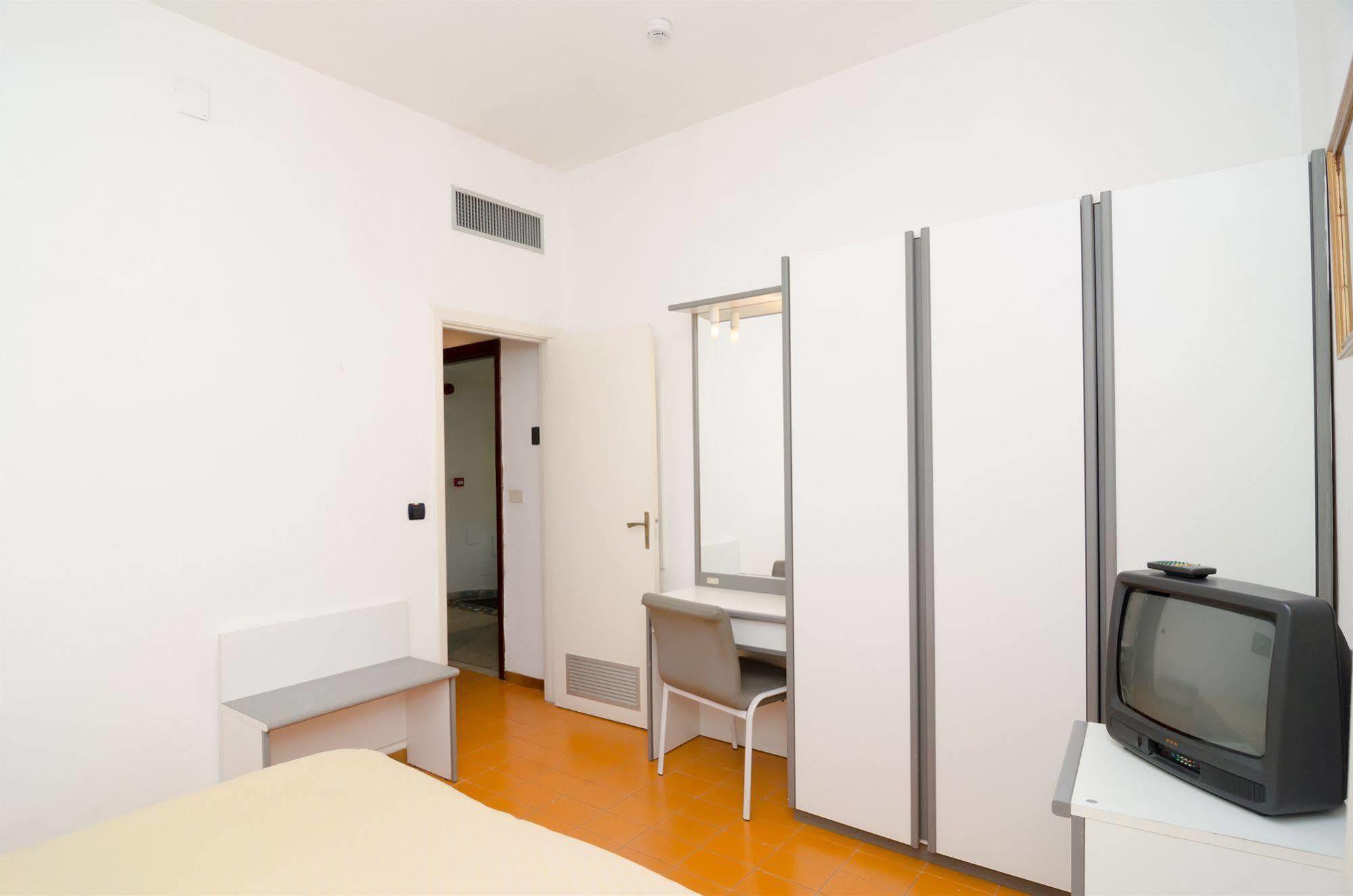איסקיה Hotel Flora Wellness & Beauty מראה חיצוני תמונה